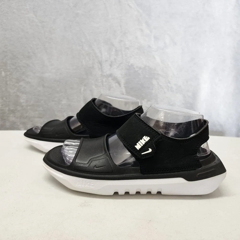 Nike Sandals Boys Size 5 Youth Kids Playscape Sport Shoes Black Adjustable Strap - Picture 2 of 11